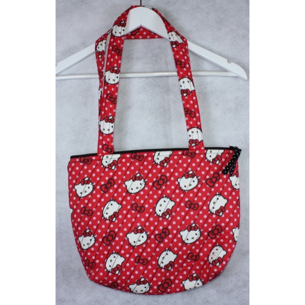 Hello Kitty Quilted Traditional Zipper Top Tote Red Bag Buckeye Stitches Purse
